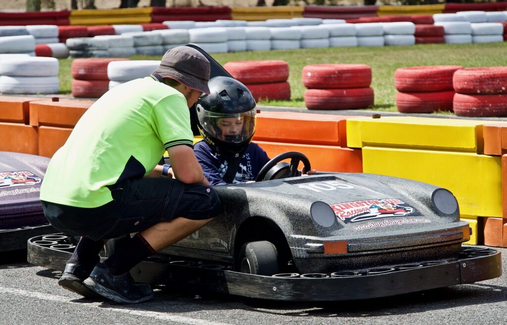 go cart, racer, driver-3699769.jpg