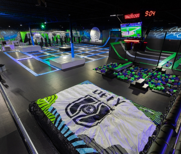 indoor-trampoline-park