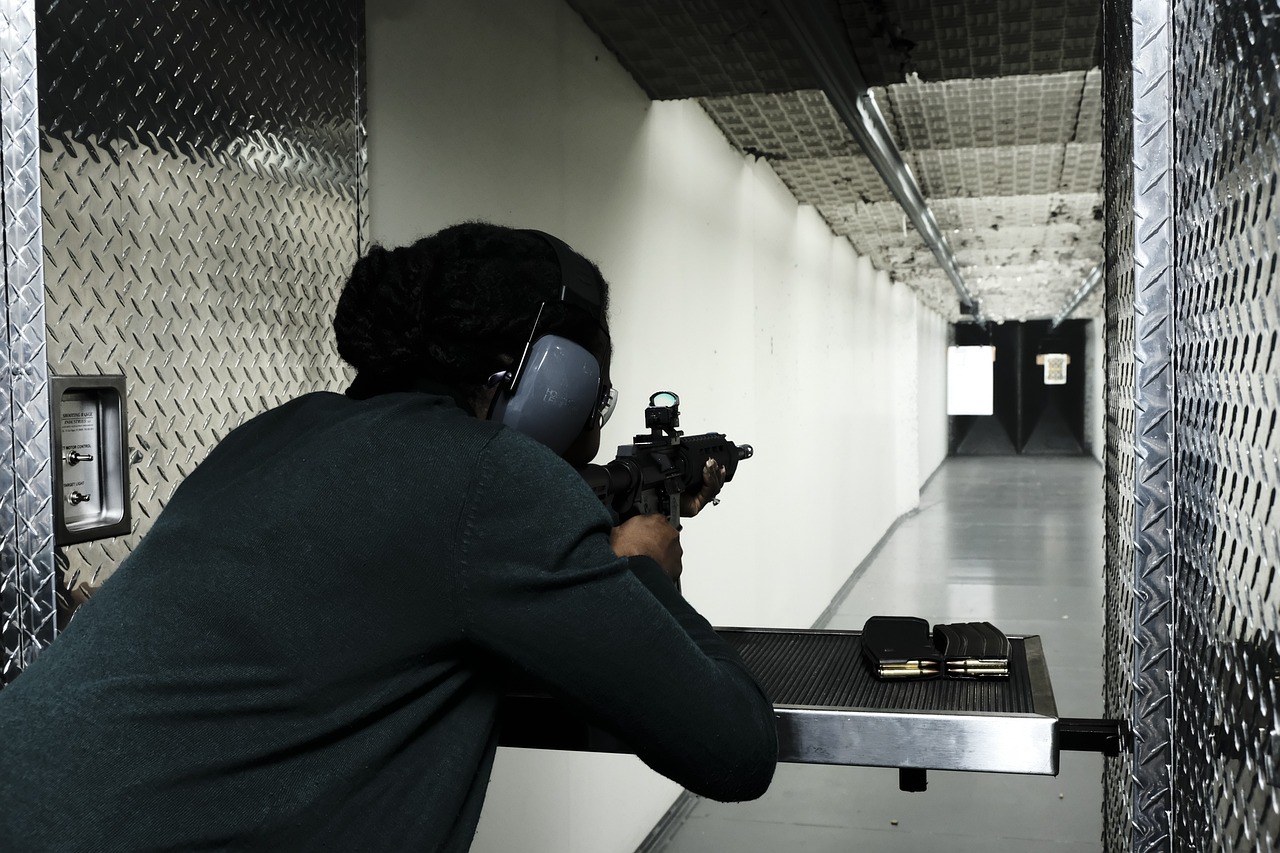 woman, shooting, target-4811945.jpg